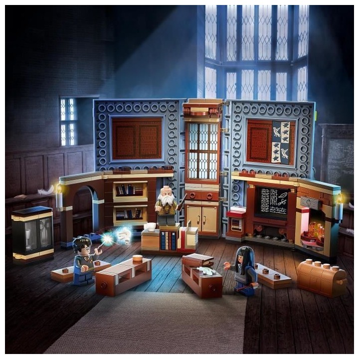 LEGO Harry Potter™76385 Poudlard : Le cours de sortileges, livre inc