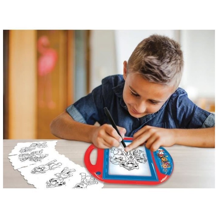 PAT' PATROUILLE - Projecteur a dessins - Modeles et Tampons - LEXIBOOK