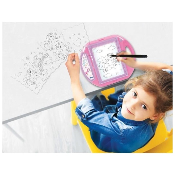 LEXIBOOK - Projecteur a dessins Licorne - Modeles et Tampons