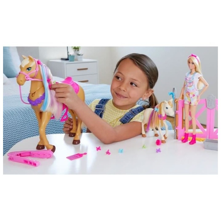 Barbie - Coffret toilettage chevaux avec Poupée Barbie, 2 Chevaux et