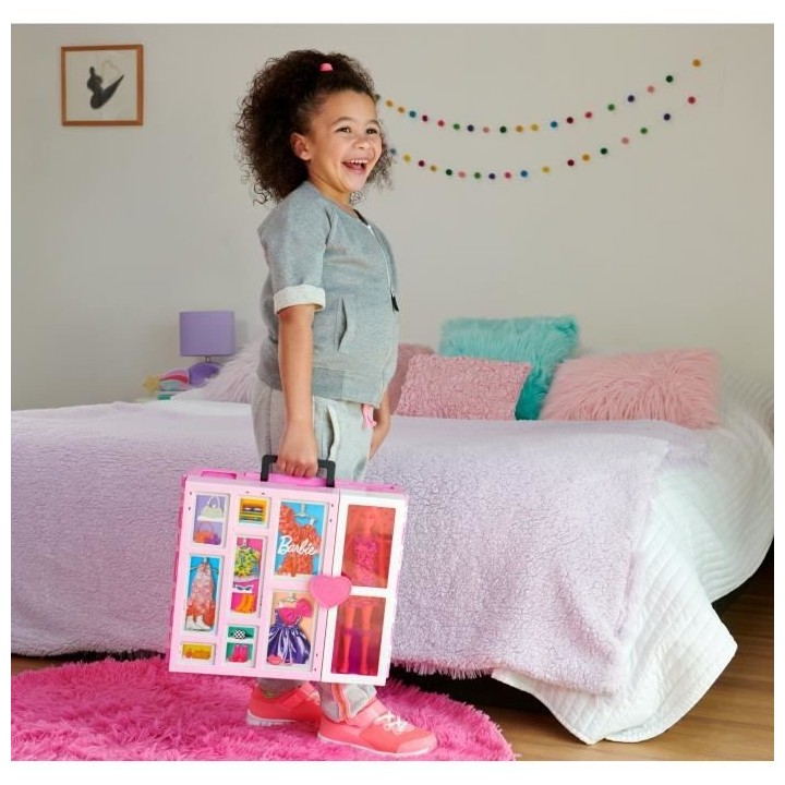 BARBIE - Barbie Et Son Mega Dressing - Poupée - 3 ans et +