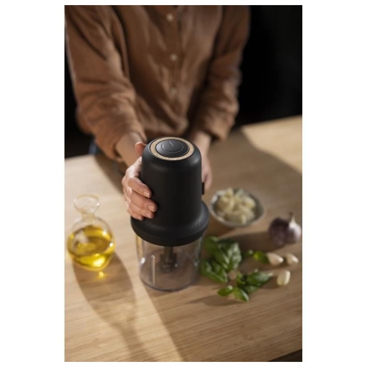 MOULINEX AT80E810 Eco Respect Hachoir, 0,5 L, 500 W, Lames en acier in