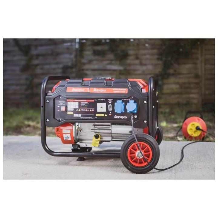 MANUPRO Groupe électrogene a moteur essence 4 temps OHV - 3000 W - R