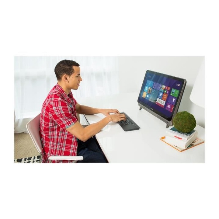 MICROSOFT Clavier All-in-One Media - USB sans-fil - Noir - AZERTY