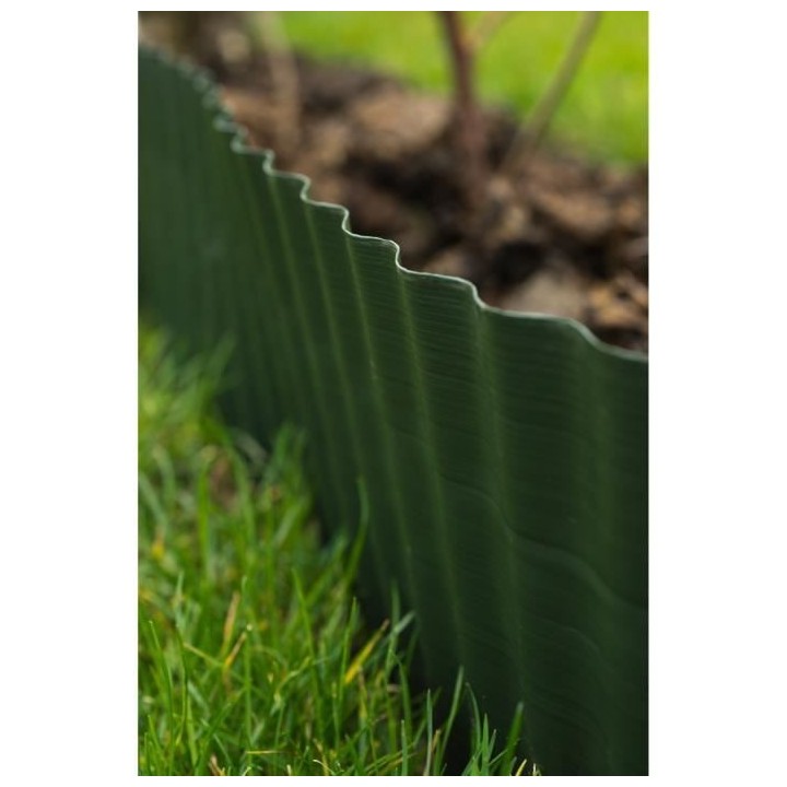 Bordure de gazon H20cm x L9m en polyéthylene vert