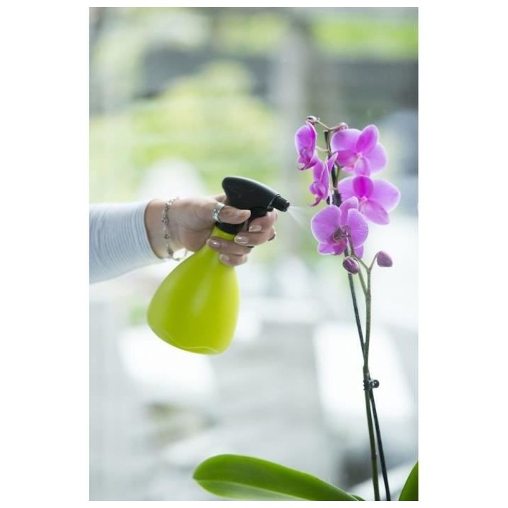 NATURE Pulvérisateur - En polyéthylene - Light vert - 0,7 L