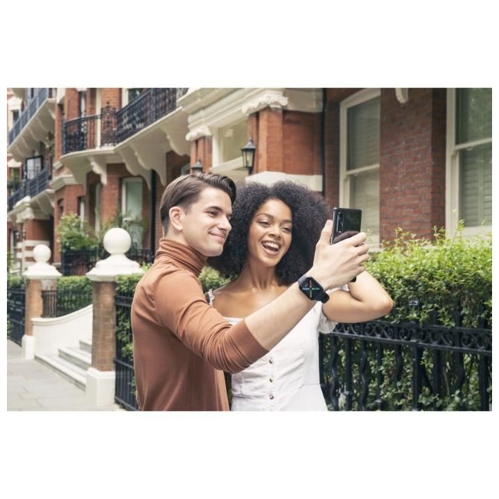 OPPO Watch 46mm + Chargeur a Induction AirVOOC + Coque de protection K