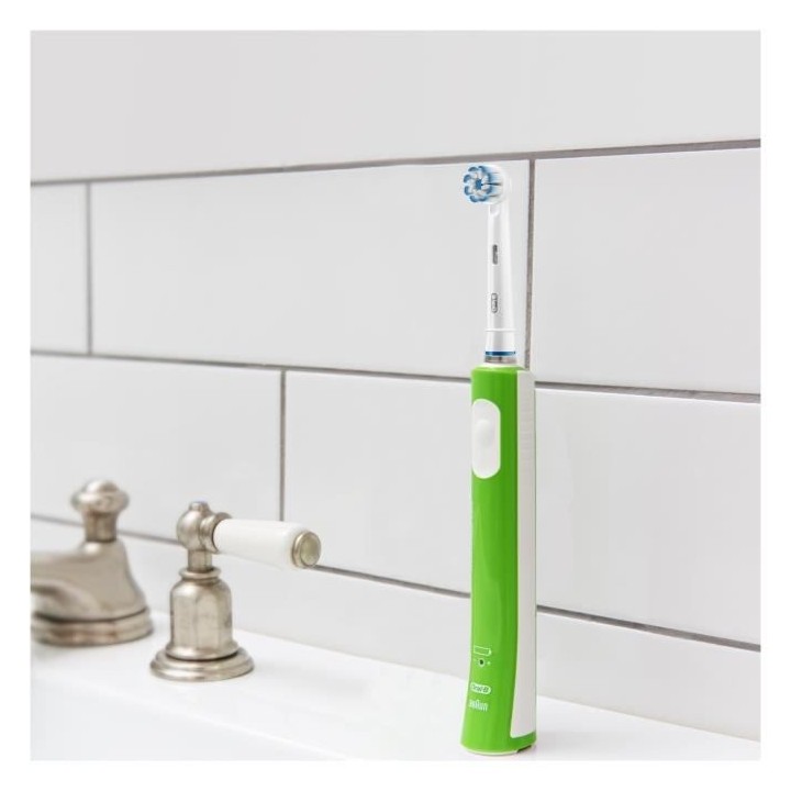 Oral-B Junior Brosse a Dents Électrique Rechargeable avec 1 Manche, 1