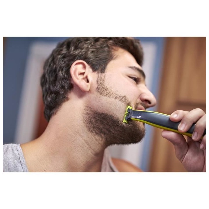 PHILIPS QP2530/30 - OneBlade 100% étanche + 4 sabots - Lame double se