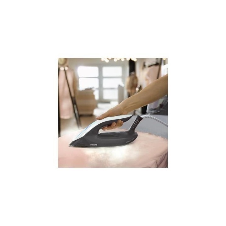 PHILIPS Centrale Vapeur PerfectCare PSG7014/10 Series 7000, Réservoir