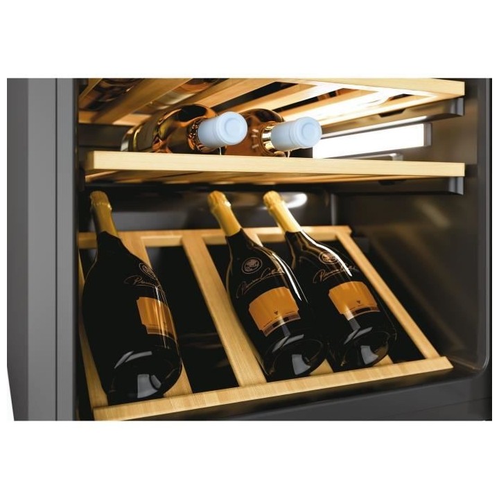 CANDY CWC 200 EELW/N - Cave a Vin WIFI - 236L - 49 cm x 143,5 cm - Noi