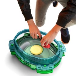 Beyblade Burst QuadDrive Set de combat Interstellar Drop, arene Beystadium, 2 toupies et 2 lanceurs, a partir de 8 ans