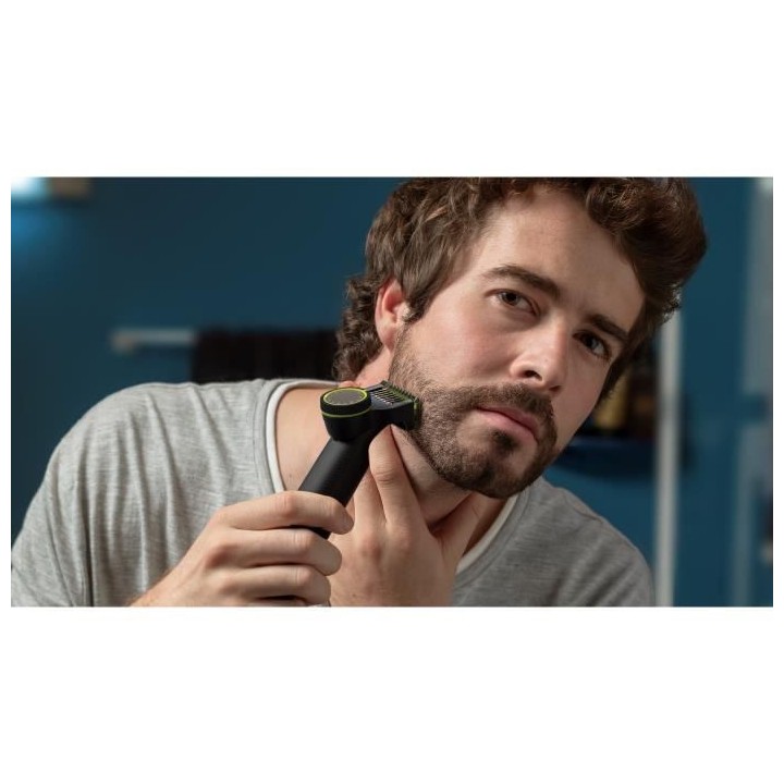 PHILIPS QP6530/99 - Rasoir/Tondeuse OneBlade PRO pour visage et corps
