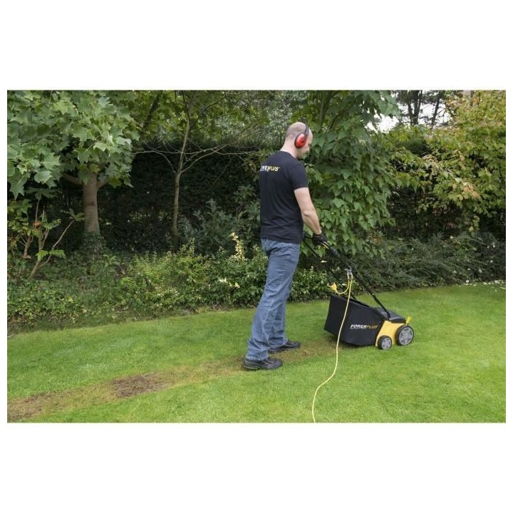 SCARIFICATEUR / AERATEUR 1400W 32 cm POWXG7513