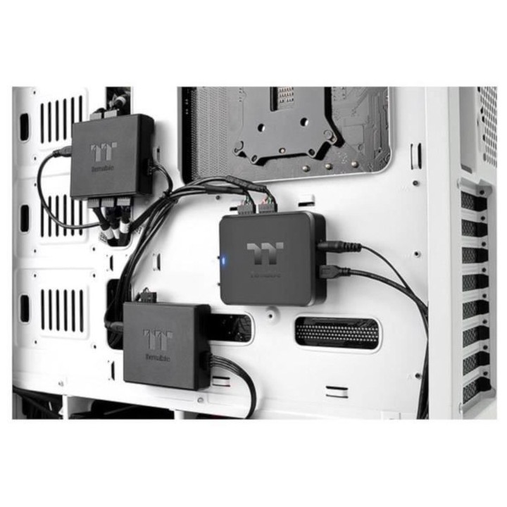 THERMALTAKE - H200 PLUS - Hub USB Interne