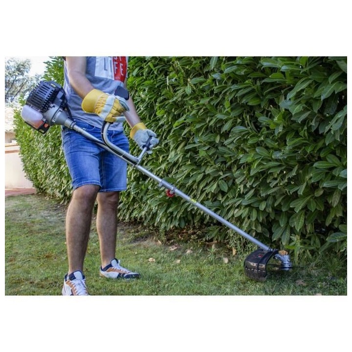 RACING Débroussailleuse thermique avec tete double fil et lame 3 dent