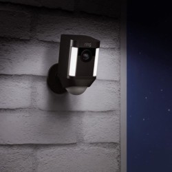 RING - Spotlight Cam Battery - Caméra de surveillance HD sans fil, projecteur LED, systeme audio bidirectionnel