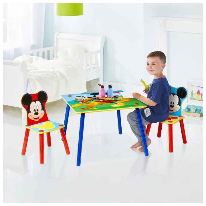 Mickey et ses amis - Ensemble table et 2 chaises pour enfants