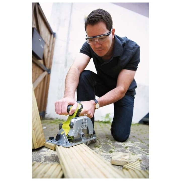 Scie circulaire RYOBI 18V OnePlus diametre 150 mm sans batterie ni cha