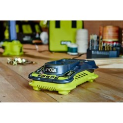 RYOBI Chargeur ultra rapide 18V 5,0 Ah ONE+ RC18-150