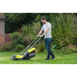 Tondeuse sur batterie 33cm de coupe RYOBI OLM1833B - Livré sans batterie ni chargeur