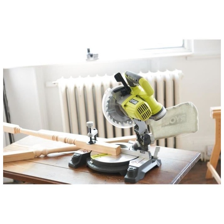 Scie a coupe d'onglets RYOBI 18V OnePlus lame 190mm EMS190DCL